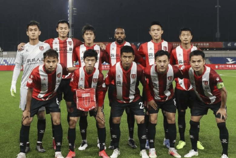 九外援？照样3-0！成都蓉城轻取曼谷联，四川足球书写亚冠新篇章(成都蓉城足球引援情况)
