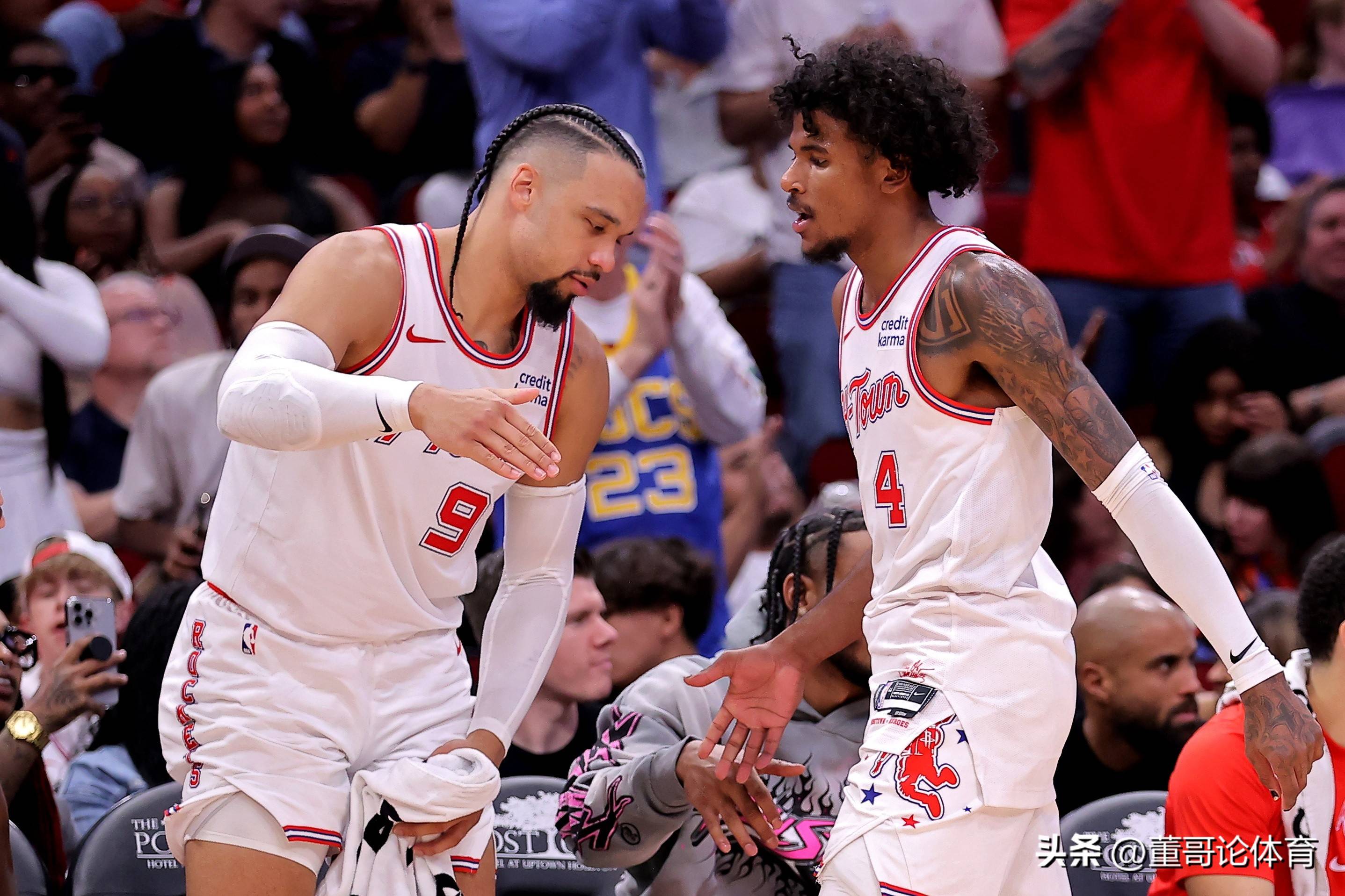 包含火箭队真要起飞了！NBA顶级射手加盟，他和杜兰特都想报复勇士的词条
